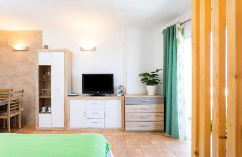 TenoHomes Oceanview Studio with Balcony - Foto 9