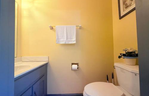Large 3BR Home for Families and Work Stays With Fast WIFI - Foto 32