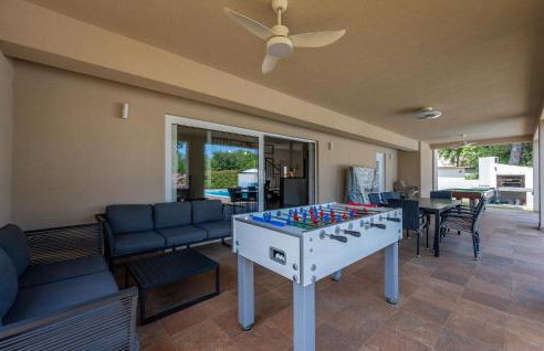 Awesome Home In Brtonigla With Sauna - Photo 25