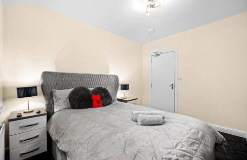 Harborne House, Perfect for Contractors & Families, sleeps 8 - Photo 27
