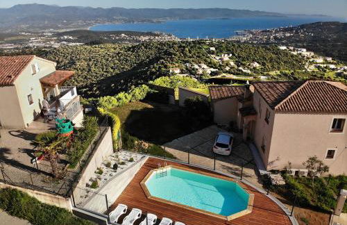Gîtes Sassone, piscine, jacuzzi et vue mer panoramique sur Ajaccio - Foto 11