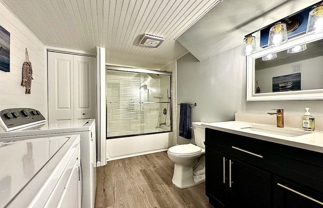 3BDR Home by Torch Lake Sandbar 11931 - Foto 15