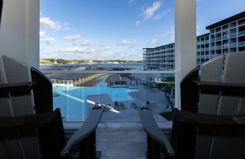 Topsider Condo w/ Stunning Lake Views, Shuffleboard & King Beds - Foto 35