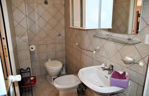 CASA MARTA - Appartamento con giardino - Foto 13