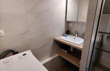 Royan Condo 2bedrooms WiFi Parking - Foto 9