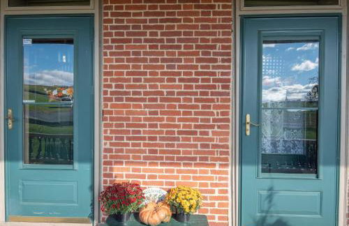 Cozy Cow Homestead with pool! - Foto 8