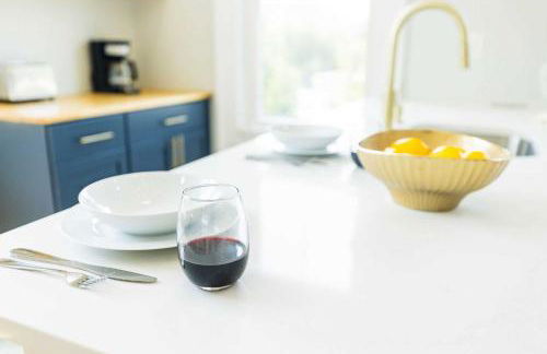 Jennifer's Spa-Like Modern & Chic Broadway Retreat - Foto 3