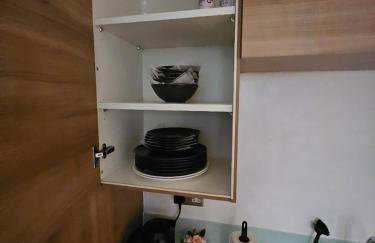 Executive E15 Apartment - Skyline Terrace & Free Private Parking - 5-min Walk to Abba Arena - Foto 51