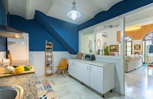 Charming 2 Bedroom Boutique Triplex Apartment with Private Terrace at Seville City Center by OCityzen - Foto 15