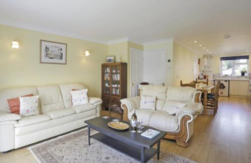 Sparrows, Wangford nr Southwold - Photo 2