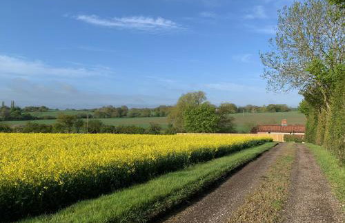 Waterpump Pod for 2 adults with ensuite in the Suffolk Countryside - Photo 6