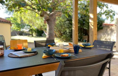 Villa Paulownia - à 1,2km des plages - tout confort au coeur du bourg - Photo 2