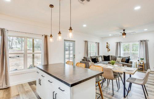 Winnsboro Barndominium w/ Fire Pit & Large Deck! - Foto 11