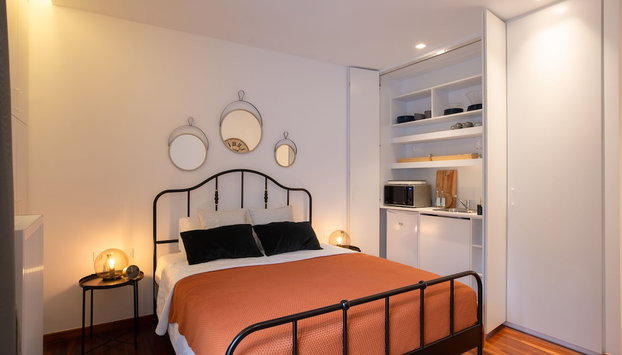 Phaedrus Living: City Centre Luxury Flat Mavromichali - Foto 2, Imagen principal