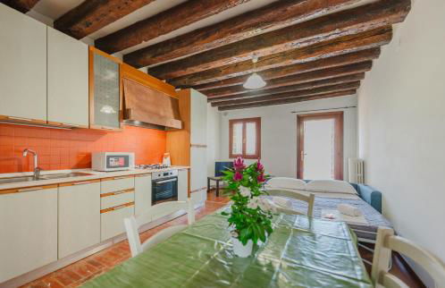 Castellana Home 221- Free Parking & Wi-Fi - Photo 9