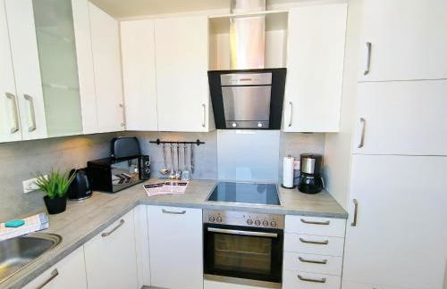 Ulmer Penthouse für 7, Arbeitsplatz, XXL-Dachterrasse, Grill, Wii - Foto 8