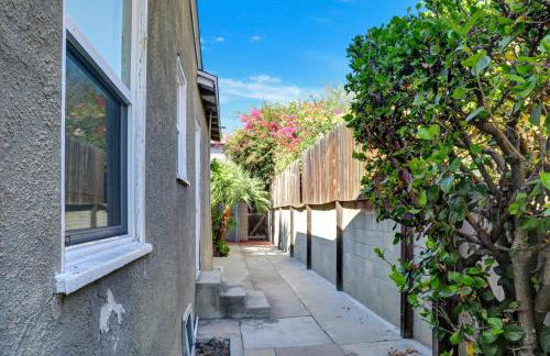 Entire House,Convinient location in Los Angeles , near Universal, Hollywood, Pets Friendly, Free WIFI - Foto 35