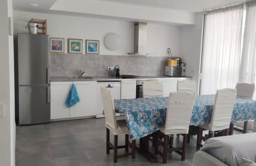 Apartment with a view close to the beach - Photo 2