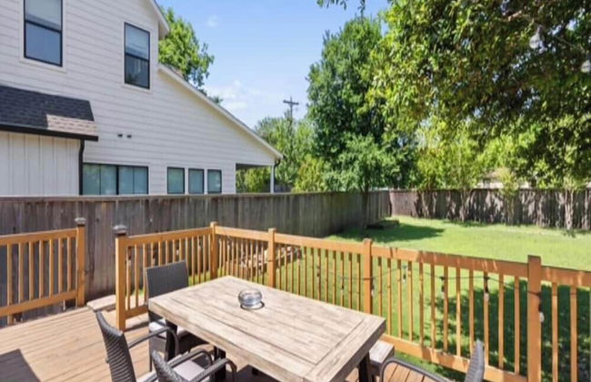 Historic Charmer Clean Comfortable - Photo 15