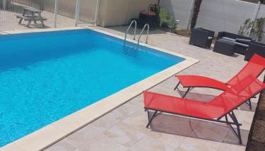 petite maison sympathique plein de charme - Foto 3