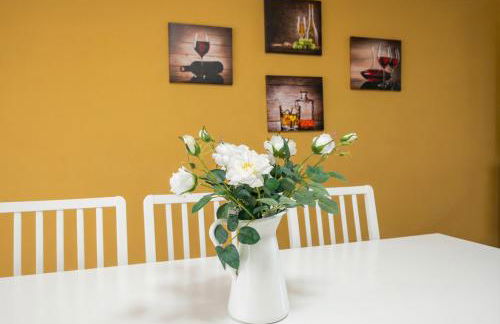 Home from Home near the beach - Photo 15