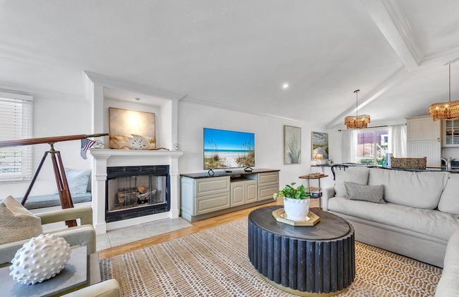 Henderson Haus - Is a Fabulous 3BR Townhome in Destin - Foto 69