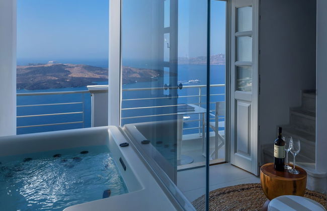 Nefeles Luxury Suites - Photo 11