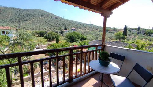 Estia Kleio - Foto 1