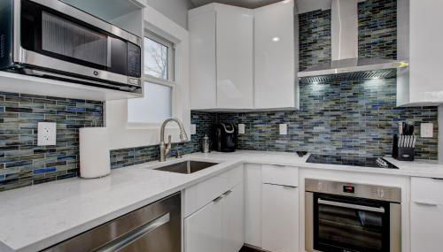 The Lilly Pad Brand New in Hyde Park! Pet Friendly, fully fenced yard, walking distance to Hyde Park shops, and dining and Camel's Back Park - Photo 2, Other