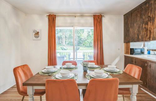 Centrally Located 4BD Home BBQ Downtown Nearby - Foto 15