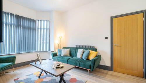 Manchester Three Bedroom House with Parking - Foto 4