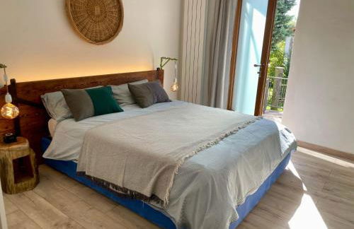 Altrove, lontano quanto basta - Foto 16