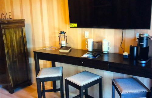 Lazy Bear Cabin 6 - Sleeps up to 4 - Foto 27