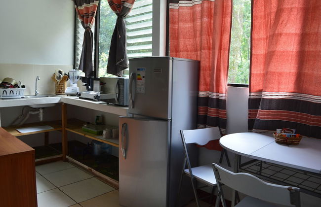 Eco Suites Uxlabil Guatemala City - Photo 21