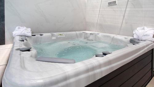 Villa Flor Rosa Piscina e Jacuzzi - Photo 3