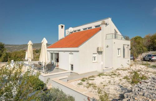 Rustic Villa Florice with a pool - Photo 64