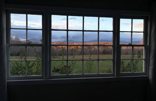 Redwing Farm Cottage - Mountain Views and Firepit! - Foto 46