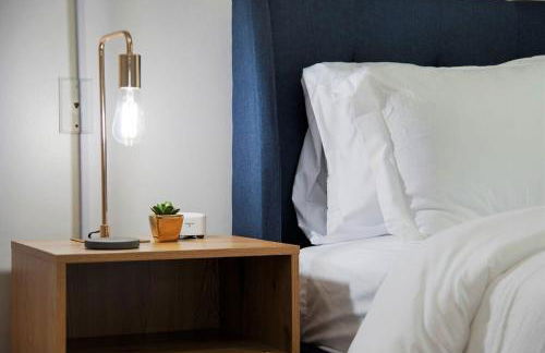 Elegant 3BR Oasis in Dundee Close to Downtown - Foto 32