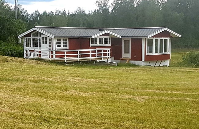 Charming 2-bed House at the Lake Close Gustavsfors - Foto 27