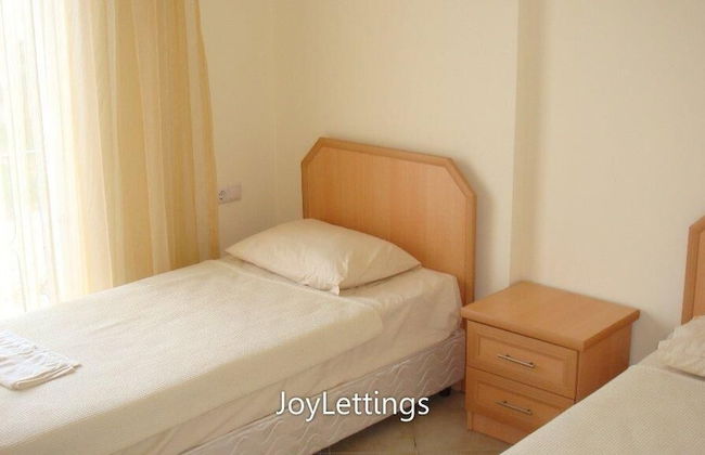 Villa LG12 by JoyLettings - Photo 4