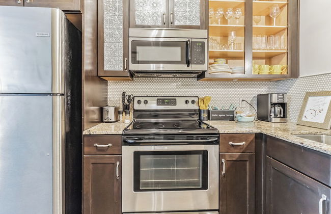 Dream Condo in Desirable West End! - Foto 11