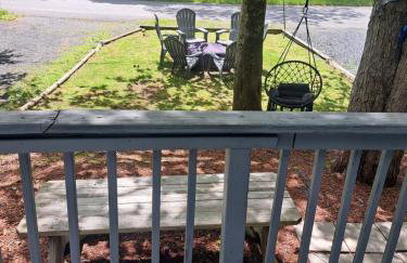 Fun Home in Pocono with Gameroom-Firpit-BBQ Grill-TV and AC in all rooms - Foto 55
