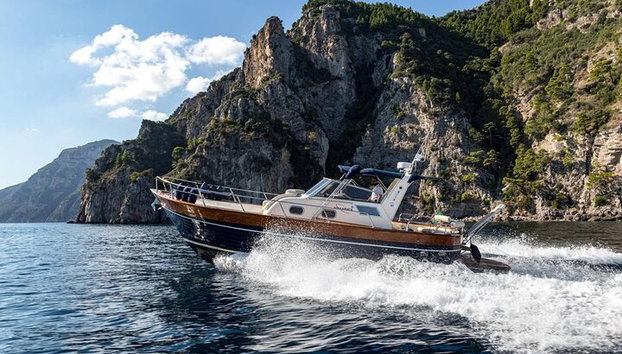 Private Boat Tour from Sorrento to Positano & Amalfi–Apreamare 10 - Photo 4