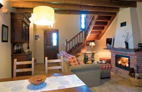 Cozy Cottage with Pool & Terrace - Foto 16