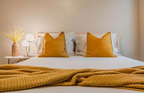 3Bedroom 2Bathroom close to historic downtown fast wifi - Foto 7