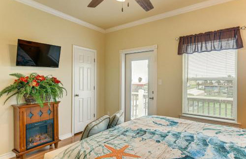 Walk to Beach! Bayfront Coastal Gem in Gilchrist - Foto 13