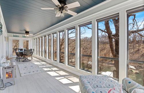 Spacious Home & Lake Access, Lake Views Throughout - Foto 44