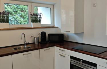 Ferienhaus Wintergarten für 8 Gäste und 2 Hunde in der Eifel mit toller Aussicht, Kamin und Garten - Foto 30