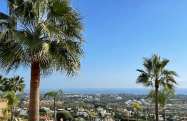 Elegant apartment, stunning views, fully renovated in la Hacienda del Senorio de Cifuentes - Photo 56