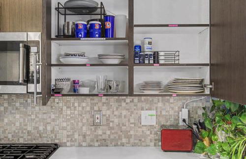 Spacious Denver Home with Private Rooftop Spa - Photo 27